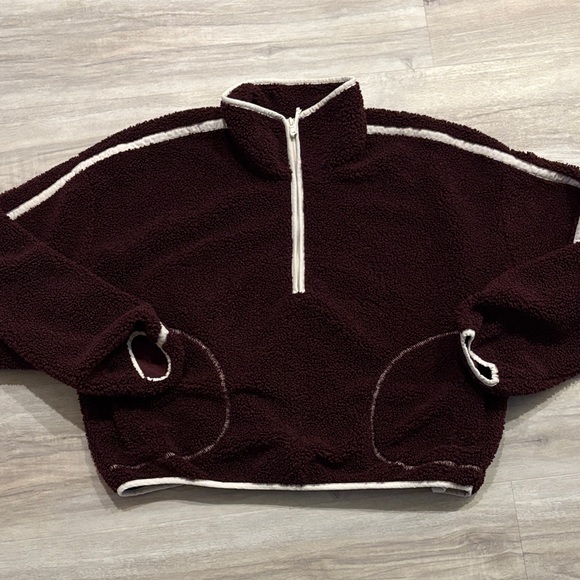 Old Navy Women's Burgundy Quarter-Zip pull over XL Tall - Picture 2 of 2
